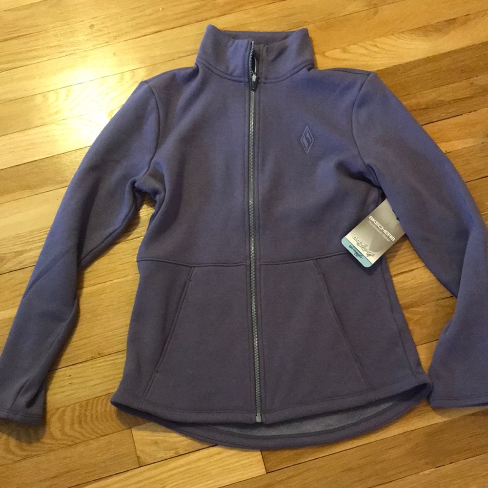 Sketchers track sweater